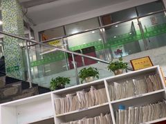 -爱侣宠医·鹦鹉专科·小型哺乳类·异宠专科(灵石路店)