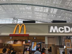 -麦当劳(深圳北站B2检票口楼上)