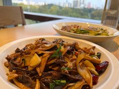 -关东小磨东北菜(上海长风大悦城店)