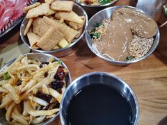 -东镇老火锅(长春路首店)