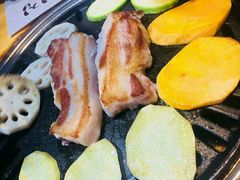-唯成•韩国炭火烤肉 유성고기