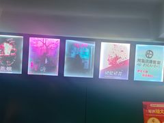 -荒岛实景沉浸密室(江汉路1店)