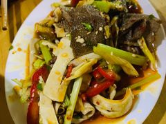 -雷祖芳老妈蹄花店
