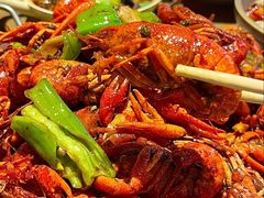 -嗨辣小聚·盘锦河蟹·海鲜烧烤龙虾(盘锦十年好店)