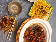 -肥肥虾庄·金牌油焖大虾(东湖欢乐谷店)