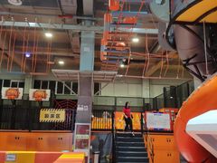 -嗨翻Hi-Fun竞技主题乐园·蹦床亲子生日轰趴(国光1937店)