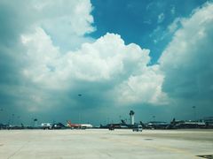 -胡志明新山一国际机场