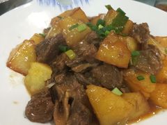 牛肉炖土豆-马尔龙新疆饭店·清真(长青路店)