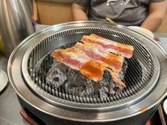 -围炉肉舍丹东海鲜烤肉·烤活鳗(步行街店)