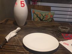 -HIGH FIVE哈福手工汉堡(桂林路店)