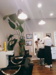 点击看大图 -巴黎拉斐派瑞美发沙龙