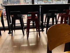 靠窗位-85度C(济南经七路店)