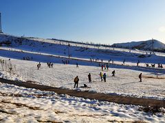 -秦皇古道滑雪场