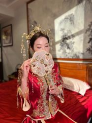 -莫小姐婚纱