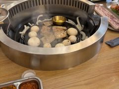 -滋滋烤肉(解放路创客店)