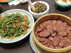 -川流不息·地道川菜·小龙虾(松东路店)