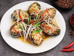 油泼鲍鱼-天伦海鲜·老味道·青岛菜(栈桥天主教堂店)