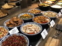 自助取餐区-成都蒲江花样年福朋喜来登度假酒店·宜客乐西餐厅