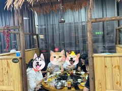 大堂-东北铁锅炖鱼·大鹅·小鸡·排骨(五塔寺广场店)