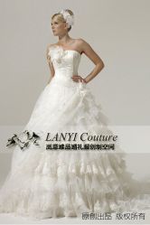 -LANYI COUTURE高级婚纱礼服改衣店