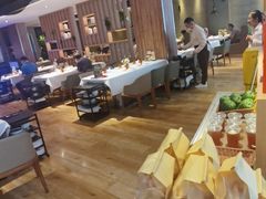 -汤城小厨•粤菜•靓汤(金宝街店)