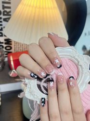 -芊屿芊浔美甲