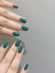 -花岐款式专研健康美甲沙龙