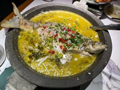 -小凤庭·地道湖北菜武昌鱼·藕汤(38年黄鹤楼店)