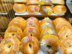 乳酪贝果-CARINO BAKERY&CAFE(人广来福士店)