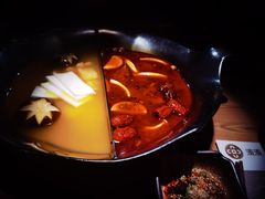 -湊湊火锅·茶憩(杭州湖滨银泰in77店)