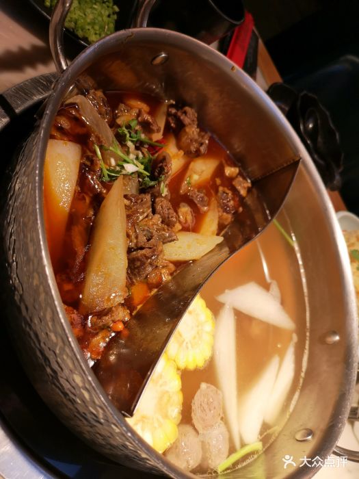 左庭右院鲜牛肉火锅(南京德基店)特色鲜牛腩鸳鸯锅图片 - 第6张