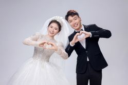 -莫兰迪婚纱摄影