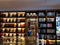 -思南书局(复兴中路店)