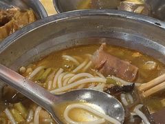 -柳州肥姨妈大骨螺蛳粉(东靖路店)