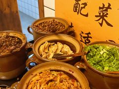 -矮子粉店1985·长沙米粉(湘春路店)