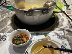 -禄婶鸡煲·打边炉