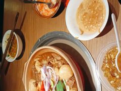 -蔡婶牛腩牛杂煲(长安万科店)