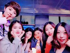-Darling Queen·Mini·Live·House