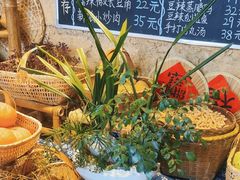 -蛮佬拾·乡里土菜馆(河西王府井店)