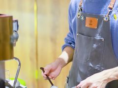 -ZING COFFEE 镜咖啡