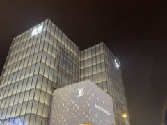 -杭州湖滨银泰in77