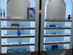 -无界眼镜MaxLess(南翔印象城店)