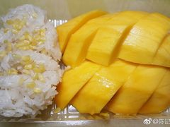 -陈记甜品窝(中山北路店)