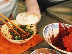 -曾笼笼牛肉饼