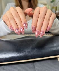 -UN·桃喜日系美睫美甲