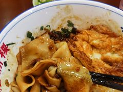 -裕新楼粉面馆·石磨手工粉(四方坪店)