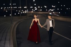 -樱花婚纱摄影