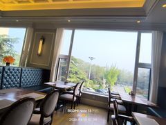 -南郊宾馆·风味自助餐厅·山东十六地市特色菜