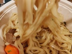 金牌红烧牛肉面-康师傅私房牛肉面(北京南站店)