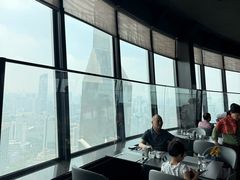 -亚洲国际大酒店·云顶阁旋转自助餐厅